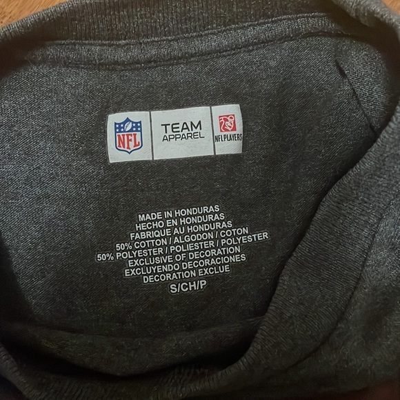 patriots tee, gronkowsi (87) on the back!! NFL apparel - Picture 3 of 3